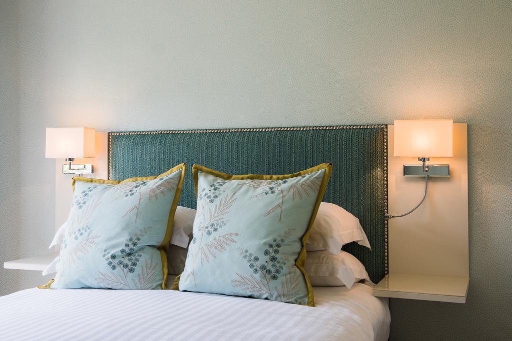 The West House Hotel Llantwit Major Buitenkant foto