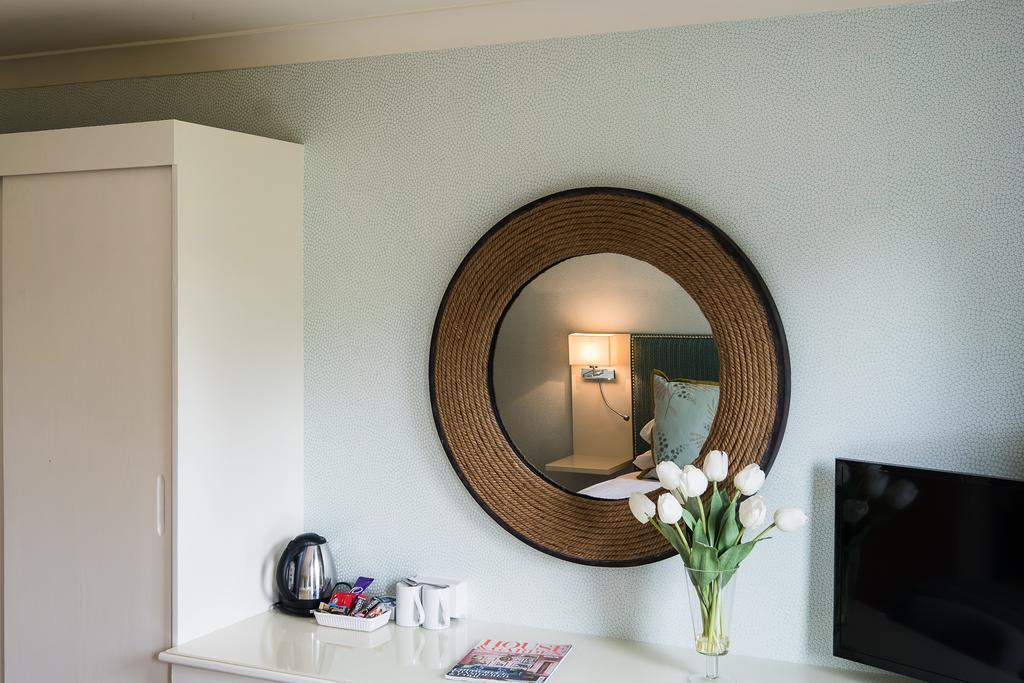 The West House Hotel Llantwit Major Buitenkant foto